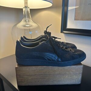 Puma Men's Black Sneakers